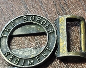 Vintage World War II Era British Border Regiment Belt Buckle  display picture 1