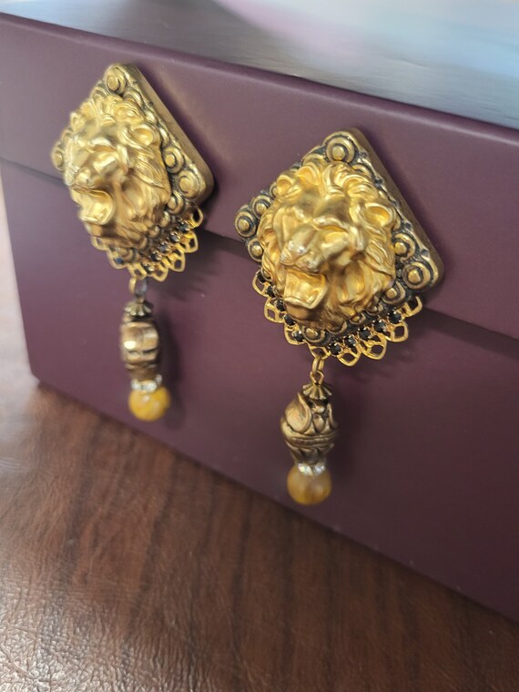 Fabulous 1980's Glam Style Lion Head Clip-on Earr… - image 6