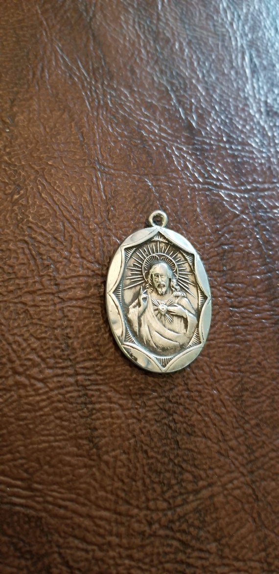 Vintage Chapel Sterling Silver Sacred Heart Medal… - image 6