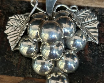 925 Mexico silver large grape cluster pin/pendant