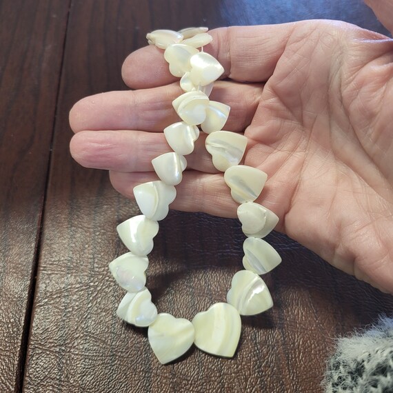 Vintage Avon Carved Mother of Pearl Heart Necklac… - image 3