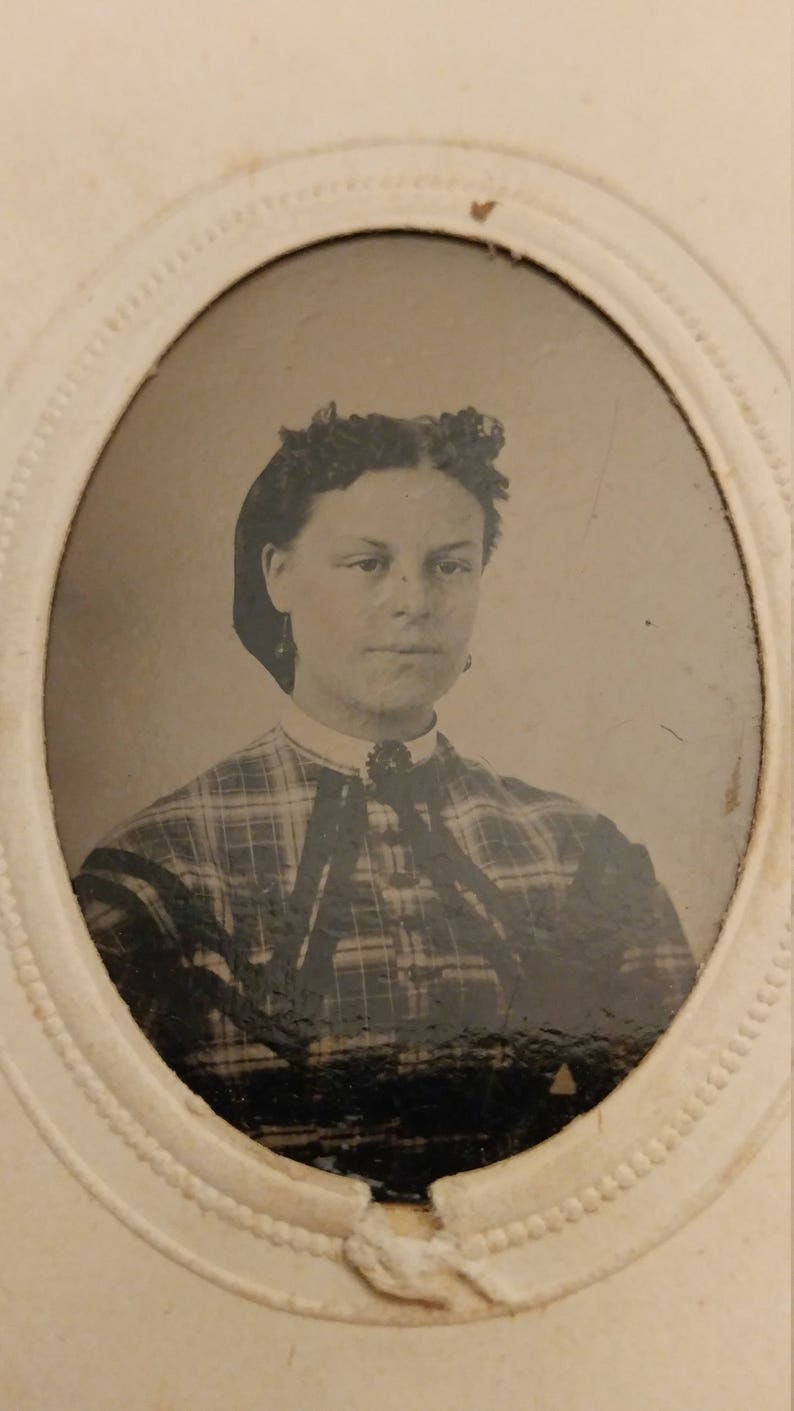 Lot of 5 Antique Tintype Photographs of Civil War Era Women Wearing Printed Fabric Dresses Civil Prints