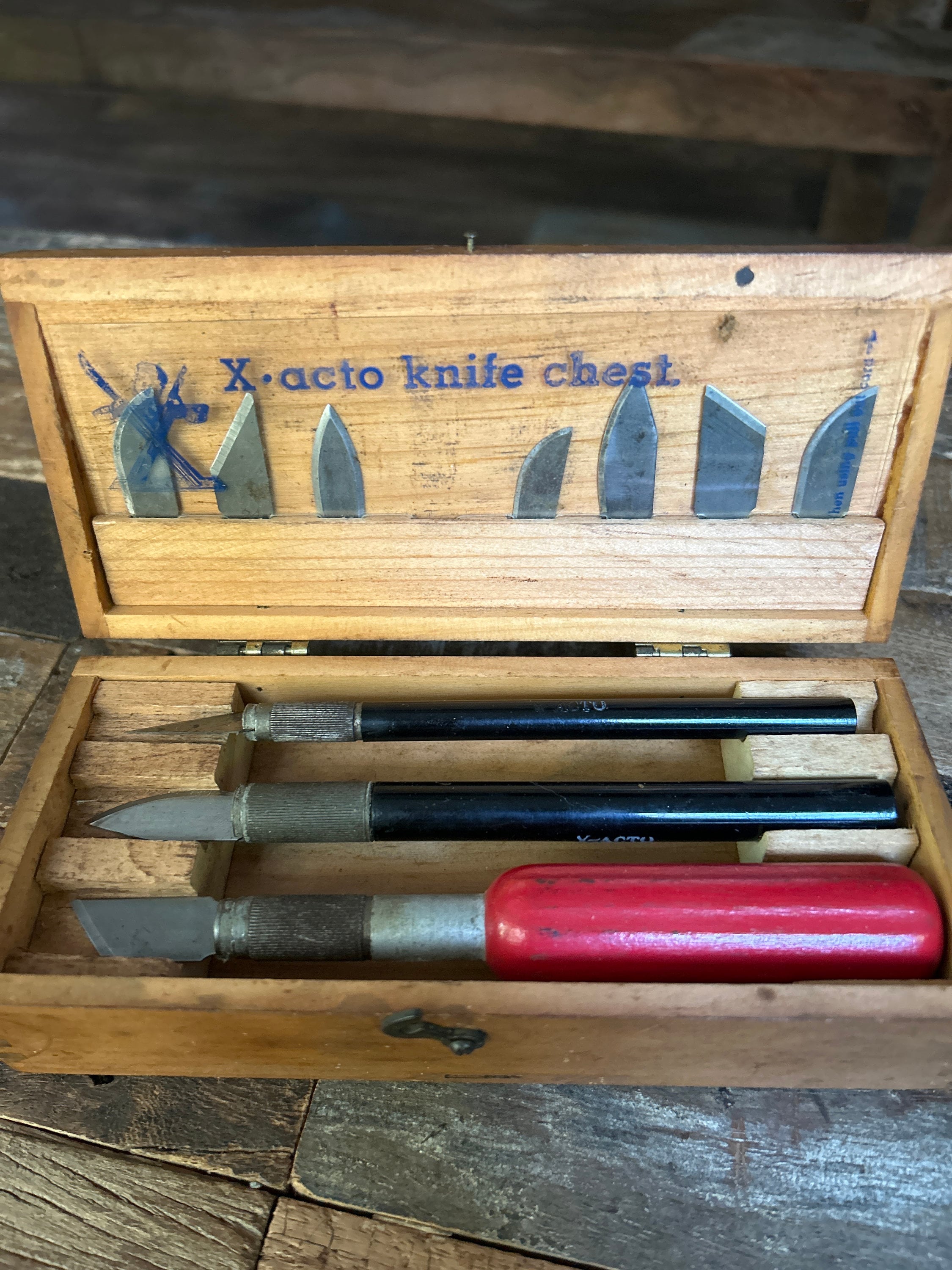 X Acto Vintage Knife Set in Wooden Chest Missing One Blade 