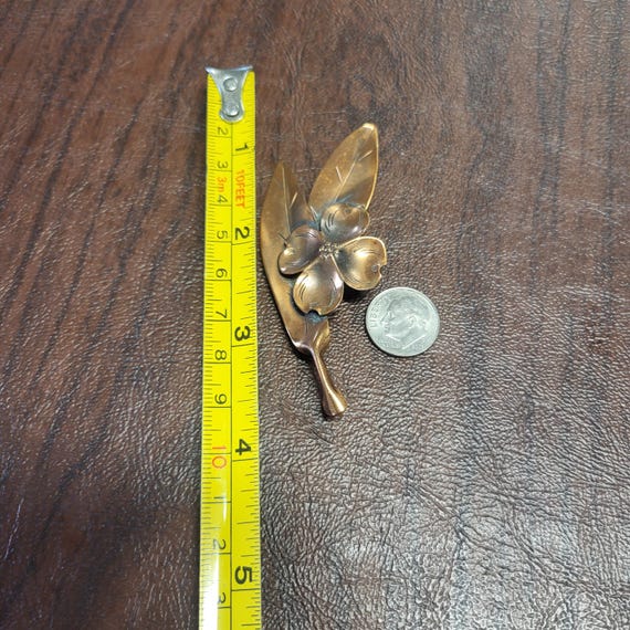 Vintage Stuart Nye Copper Dogwood Brooch, Handcrafted Copper Dogwood Brooch, Signed Nye Dogwood Blossom and Leaves Brooch View 2