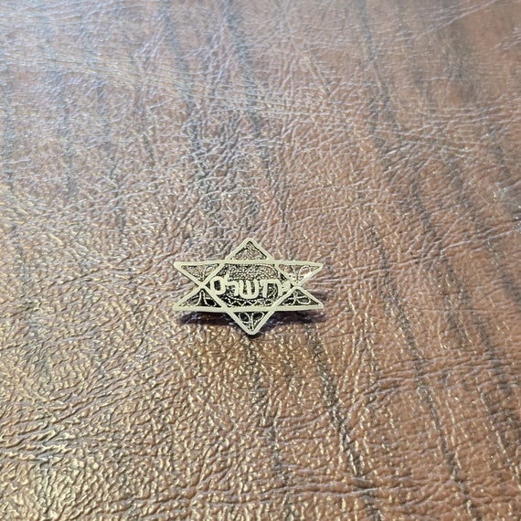 Small, Vintage Star of David Lapel or Collar Pin … - image 1