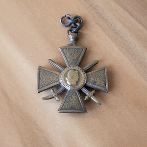 Antique World War I French War Cross Medal, &quot;Croix De Guerre&quot; Medal, Bronze Medal for French & Allied Soldiers Who Served in WWI 1914-1918