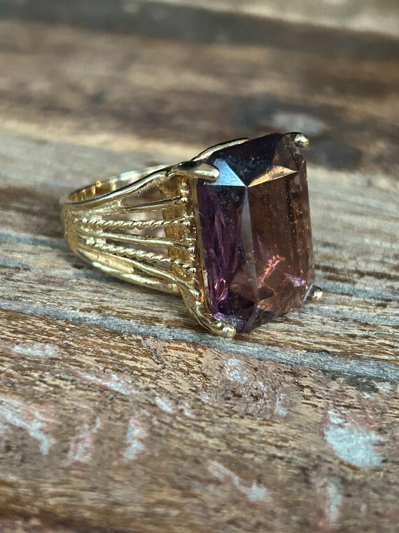 18k GEP gold electroplated ring with a large rectangu… - Gem