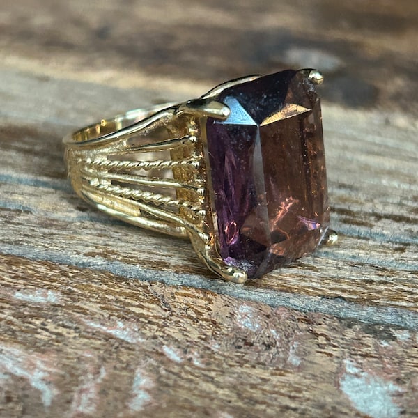 18k GEP gold electroplated ring with a large rectangular purple faceted stone size 7