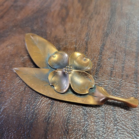 Vintage Stuart Nye Copper Dogwood Brooch, Handcrafted Copper Dogwood Brooch, Signed Nye Dogwood Blossom and Leaves Brooch View 5