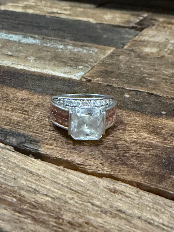 Sparkly 925 sterling silver statement ring with c… - image 1