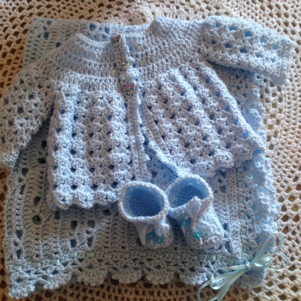 Neugeborenes Häkelset für Jungen(0-3 Monate),Babyschuhe gehäkelt , Strickjacke gehäkelt und Häkeldecke, blaue Farbe