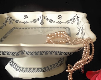 Antique Bone China Comport Stand made by BROWN-WESTHEAD, MOORE & Co., Staffordshire, England circa 1890 / Blue and White Display