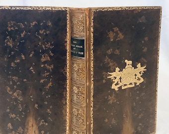 Vacker original läderbindning präglad med privatskolans vapen / Oxfordboken med franska verser från 1200-talet från 1800-talet från 1908