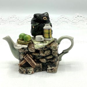 One-Cup “Hiker’s Rest” Teapot Hand-made in England / Quirky Scarce-to-find Paul Cardew Designed Teapot / Perfect Gift for Teapot Collectors