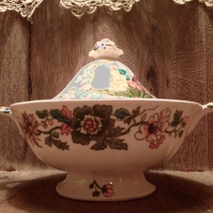 MAGNIFICENT MASON&#39;S STRATHMORE Vegetable Tureen in Perfect Condition Never Used! // Superb Mason&#39;s Ironstone Covered Dish with Handles