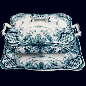 Perfekt! Antik engelsk Staffordshire Saucière + Undertallrik tillverkad av Ford & Sons i Burslem i "Bute"-mönster / Art Nouveau Fine Dining