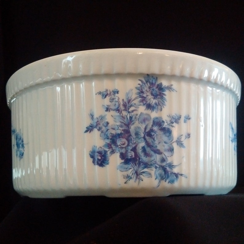 C'est Magnifique APILCO LARGE SOUFFLÉ Dish Blue & White Etsy