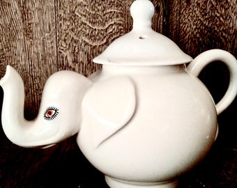Carlton Ware Walking Ware Teapot, Full Size; English Teapot