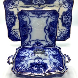 Impressive and Rare English 3-Piece Flow Blue Serving Set by Ford & Son / Staffordshire 19th century Tureen, Platter and Meat Plate image 7