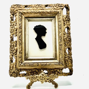 Early 19th Century Reverse Painting of Silhouette on Glass in Ornate Period Frame / Antique Cameo of Young Lady in Original Gesso Frame