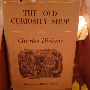 The Old Curiosity Shop CHARLES DICKENS copia unica più Master Humphrey&#39;s Clock pubblicato a Londra 1955 con raro certificato di premio