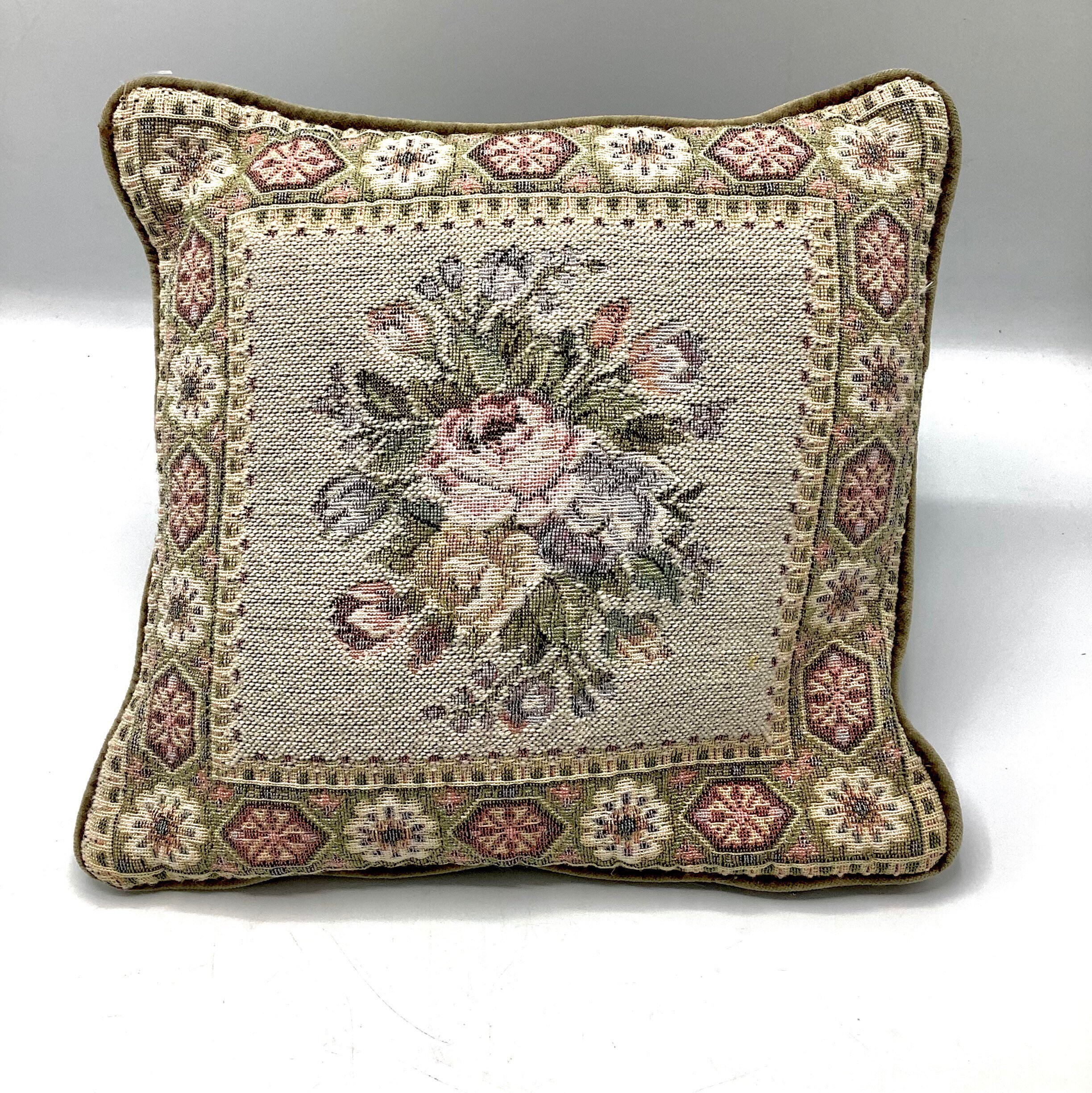 Vintage Pair of BUCKINGHAM TAPESTRY CUSHIONS Floral Bouquet Etsy