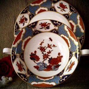 EXQUISITE SPODE &#39;SHIMA&#39; Double-Handled Soup Bowl & Under-plate, Fine English Porcelain Cabinet Cup, Rare Full Pattern Collectible Spode