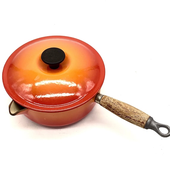 Large 20cm Vintage Flame Orange Authentic LE CREUSET