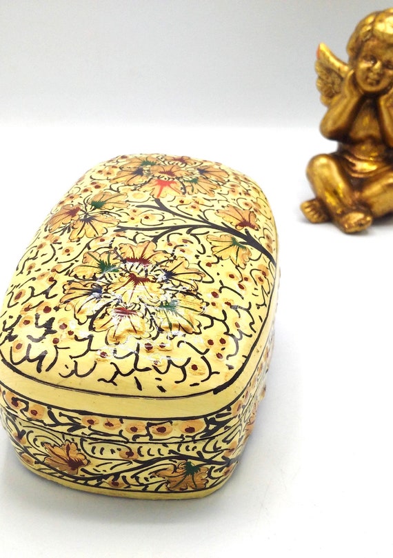 Fabulous PAPIER-MÂCHE STORAGE Box / Oval-shaped Dressing Table