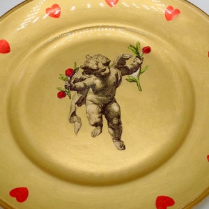 Love Your Pyrex STUNNING DÉCOUPAGE PYREX Plate Featuring Cupid Surrounded by Hearts, One-of-a-kind Romantic Gift, Unique Collectible Pyrex image 3