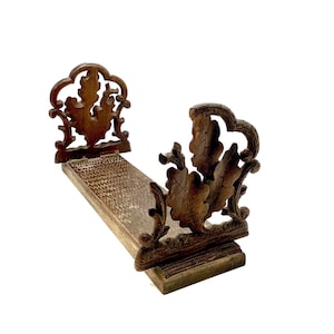 Antique Hand-Carved Wooden Book Stand with Hinged Ends Featuring Leaves & Fronds / Victorian Book Holder