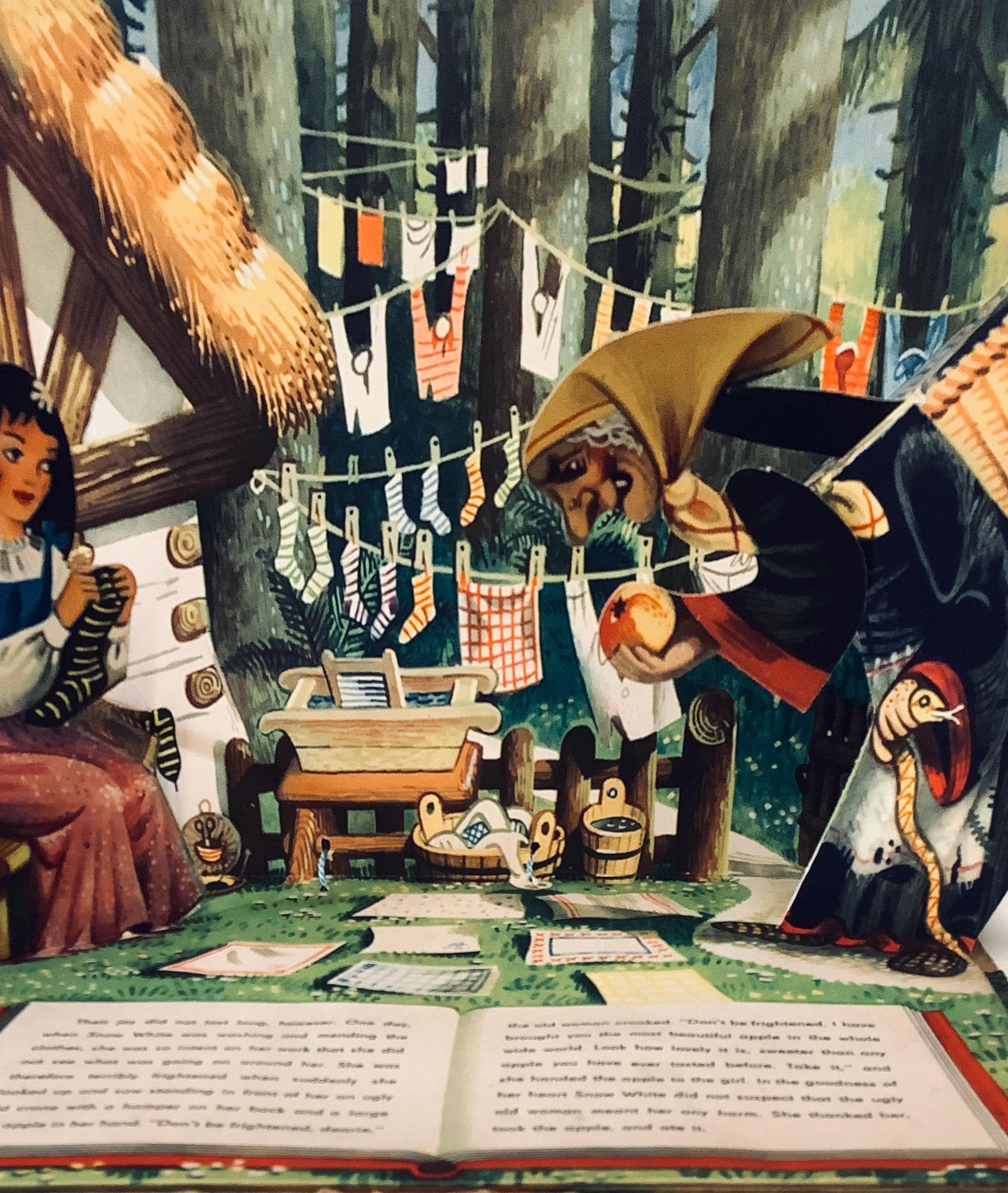 Original and Rare 1960's First Edition SNOW WHITE Pop-up Book by