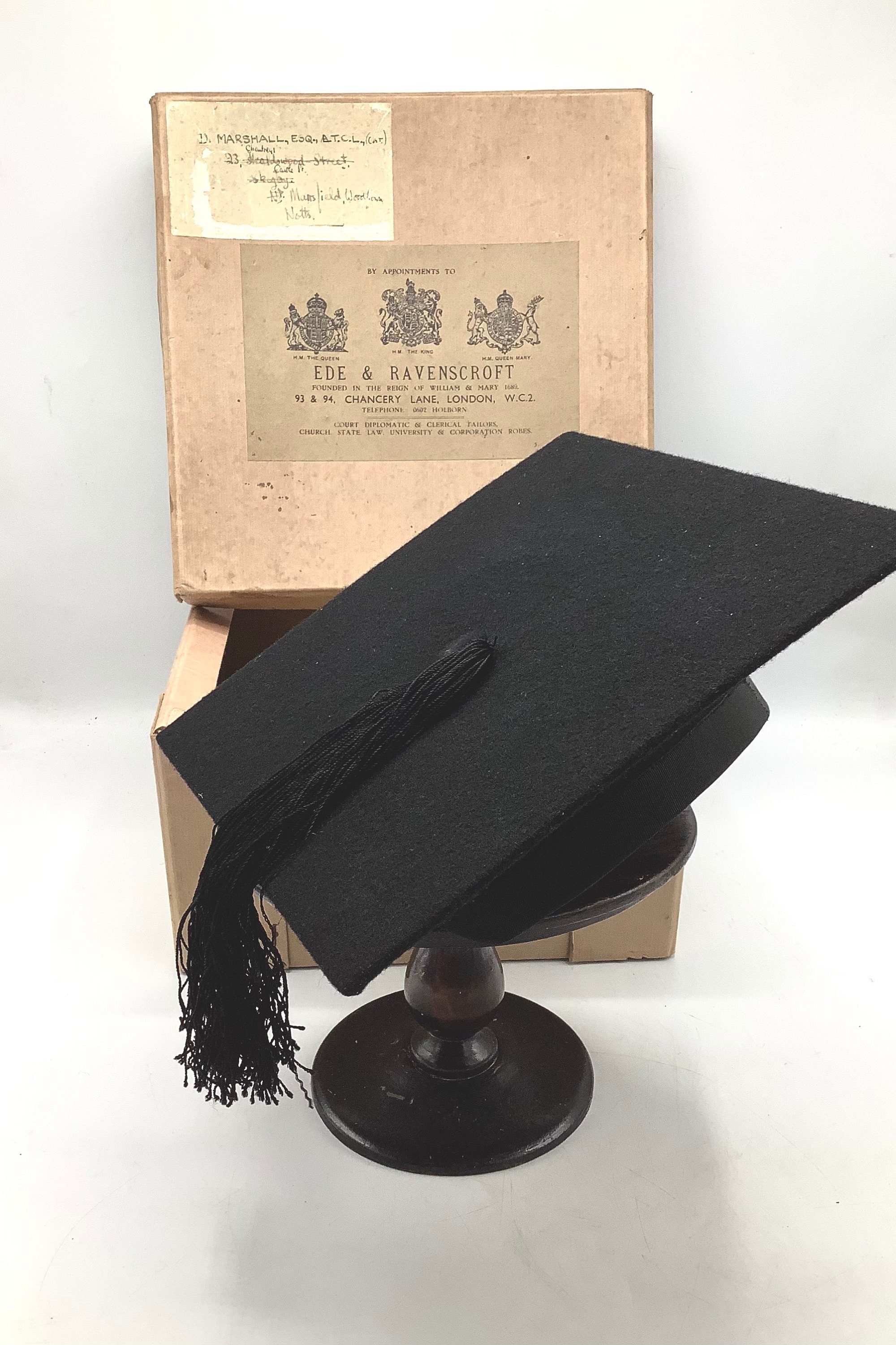 Ede & Ravenscroft Graduation Services (@Grad_Services) / X