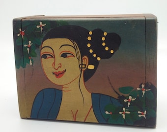 Mid-century GEISHA TRINKET BOX Hand-made & Hand-painted / 1950's Wooden Japanese Inspired Trinket Box / Romantic Gift or Presentation Cask