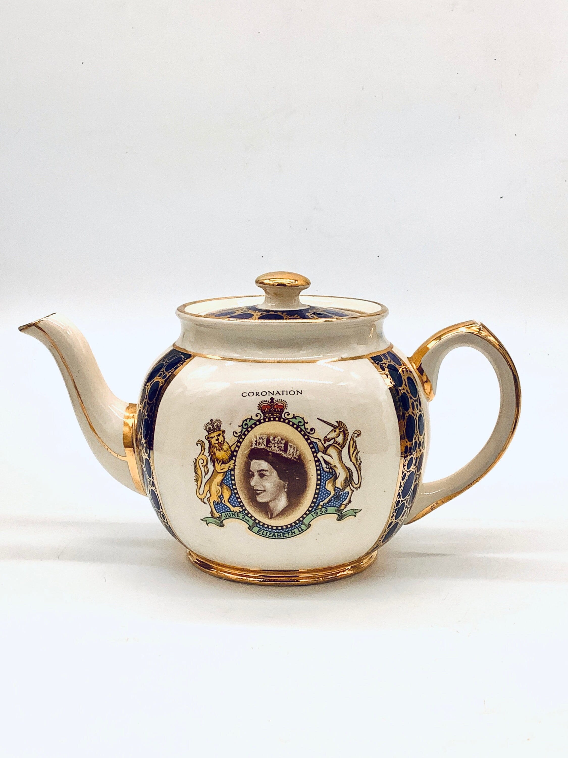 Monarch Queen Mary Teapot