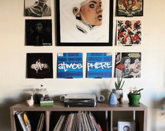 RENTER FRIENDLY Damage-Free Vinyl Record Album Wall Mount | Floating Shelf | Easy Install | Hanger/Display/Holder for lp, gatefolds, etc.