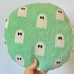 Ghost pillow | Punch needle cushion | Halloween | Home decor
