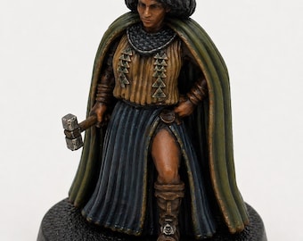 Dwarf Princess Miniature – 28mm Fantasy Warrior with War Hammer | Tabletop RPG & Wargaming Figure