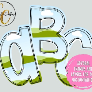 Może przedstawiać: Cyfrowy projekt z literami "a", "b" i "r" z krajobrazowym tłem zielonych wzg&oacute;rz i błękitnego nieba. Projekt zawiera tekst "Kilka ramek i warstw dla pełnej personalizacji" w r&oacute;żowym okręgu oraz logo "Crystal's Crafties".