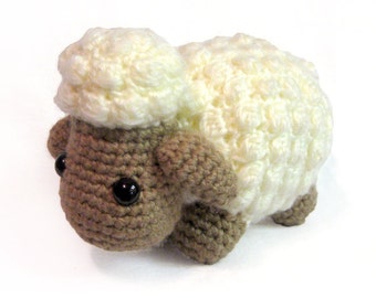 Crochet Amigurumi Cute Fluffy White Sheep Stuffed Animal Plush Toy Handmade