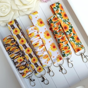 Sunflower Fabric Wristlet Keychain, Handmade Cotton Key Fob  Holder / Sunflower Keychains
