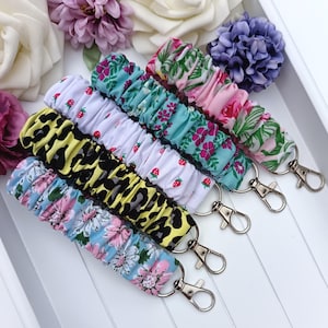 Handmade Scrunchie Wristlet Keyfob: Cotton & PolyCotton, 6"