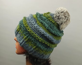 Hand-knitted wool hat, green/grey, fleece lining, fake pompom, KU 55/57 cm, unisex