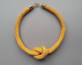 Gelbe geknotete Statement-Halskette, Choker: Gold Boho Schmuck