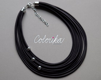 Collar de cuerda de babero, collar a capas, declaración de collar negro, collar negro con cuentas de plata, collar negro elegante, collar de estilo africano