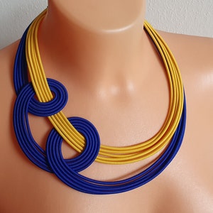 Blauwe en gele ketting, statementketting voor vrouwen, trendy tribale ketting, choker met meerdere lagen, slabbetje, gedurfde ketting
