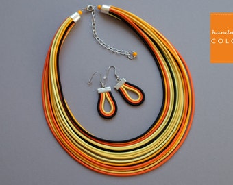 Colar grosso, Colar amarelo, Conjunto de joias laranja, Conjunto de joias com várias voltas, Colar em camadas, Colar babador, Colar têxtil boho