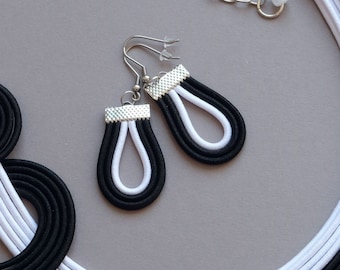 Knotted black and white necklace, Fashion strand necklace,Black white necklace and earrings,Black cords jewelry set, Knotted black necklace
