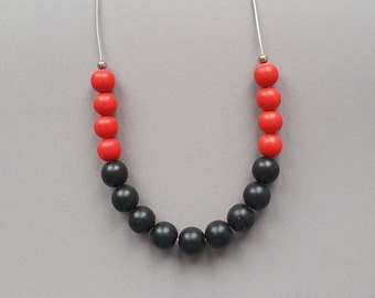 black necklace, red necklace, black beaded necklace, round bead necklace, wooden bead necklace, wooden beads, black jewelry, red jewelry