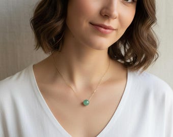 Green Aventurine Lucky Necklace for Abundance & Growth, Dainty Crystal Necklace, Minimalist Gemstone Jewelry, Spiritual Gift